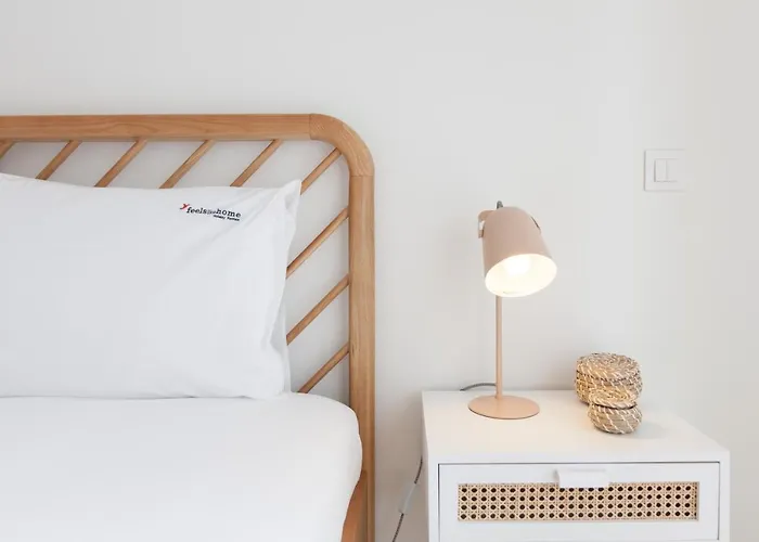 Flh Amoreiras Wood Design Flat * Lizbona