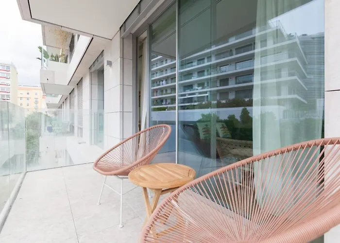 Flh Amoreiras Wood Design Flat Apartament