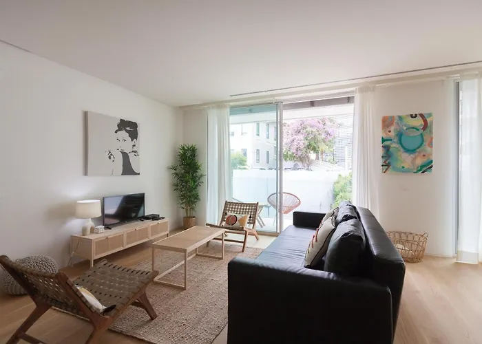 Flh Amoreiras Wood Design Flat Lissabon